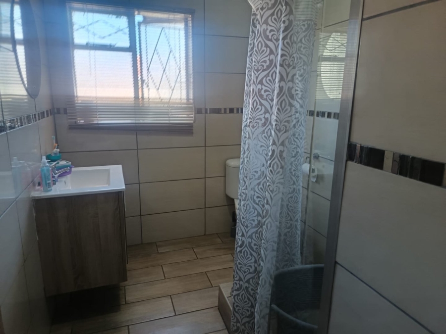 3 Bedroom Property for Sale in Riviera Northern Cape